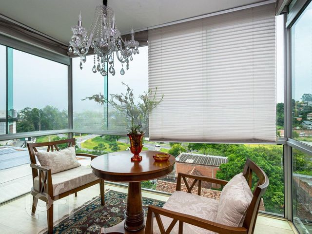 Apartamento com 176m², 3 dormitórios, 1 suíte, 2 vagas, Rio Branco em Novo Hamburgo