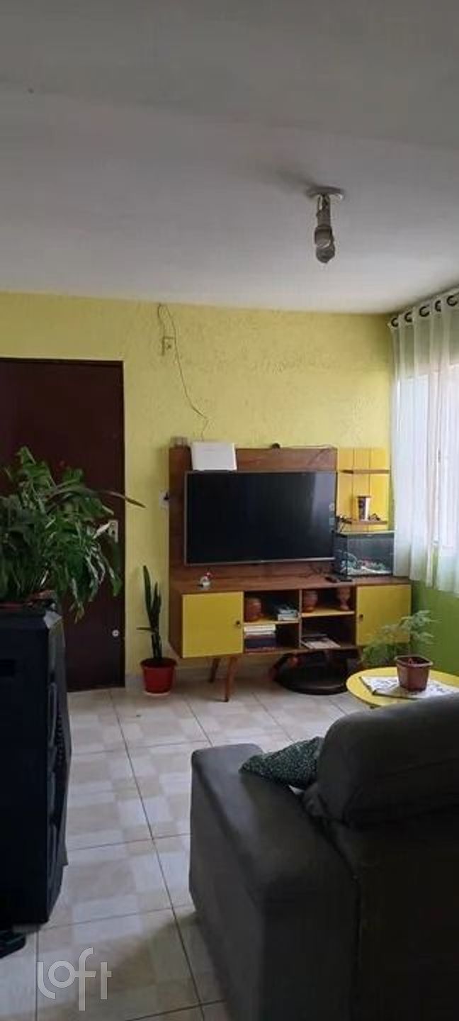 Apartamento à venda com 2 quartos, 44m² - Foto 1