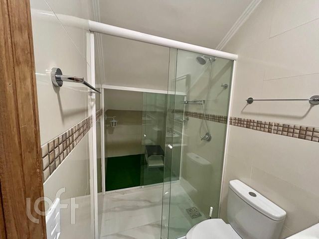 Casa com 350m², 8 dormitórios, 1 suíte, 4 vagas, São João em Porto Alegre