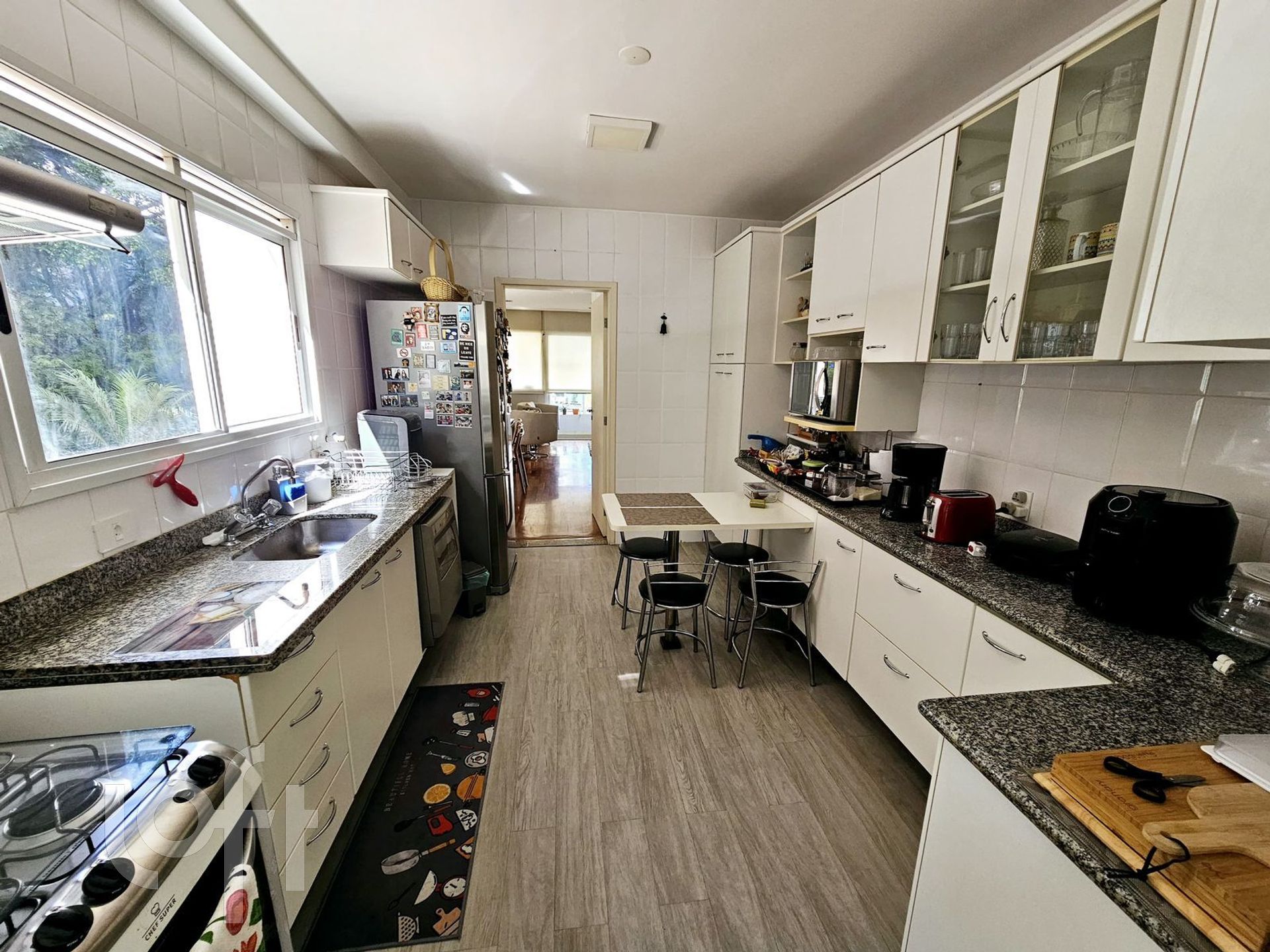 Apartamento à venda com 3 quartos, 113m² - Foto 9