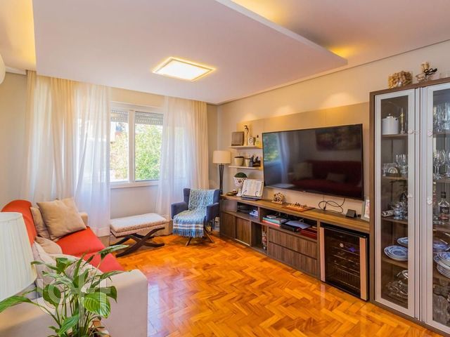 Apartamento com 105m², 3 dormitórios, 2 vagas, Higienópolis em Porto Alegre