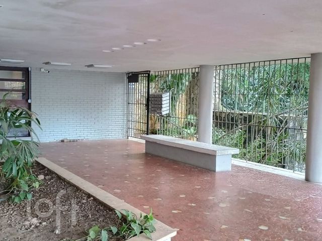 Apartamento com 103m², 3 dormitórios, 1 vaga, Moinhos de Vento em Porto Alegre