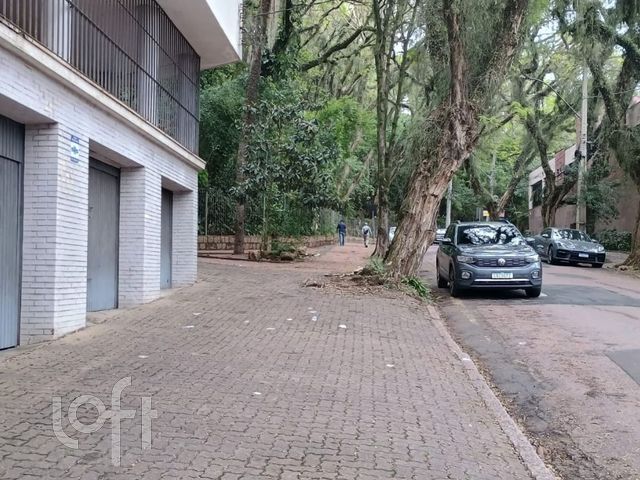 Apartamento com 103m², 3 dormitórios, 1 vaga, Moinhos de Vento em Porto Alegre