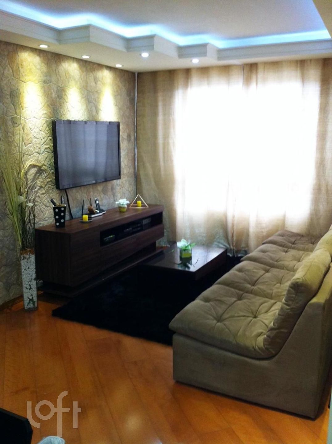 Apartamento à venda com 1 quarto, 62m² - Foto 1