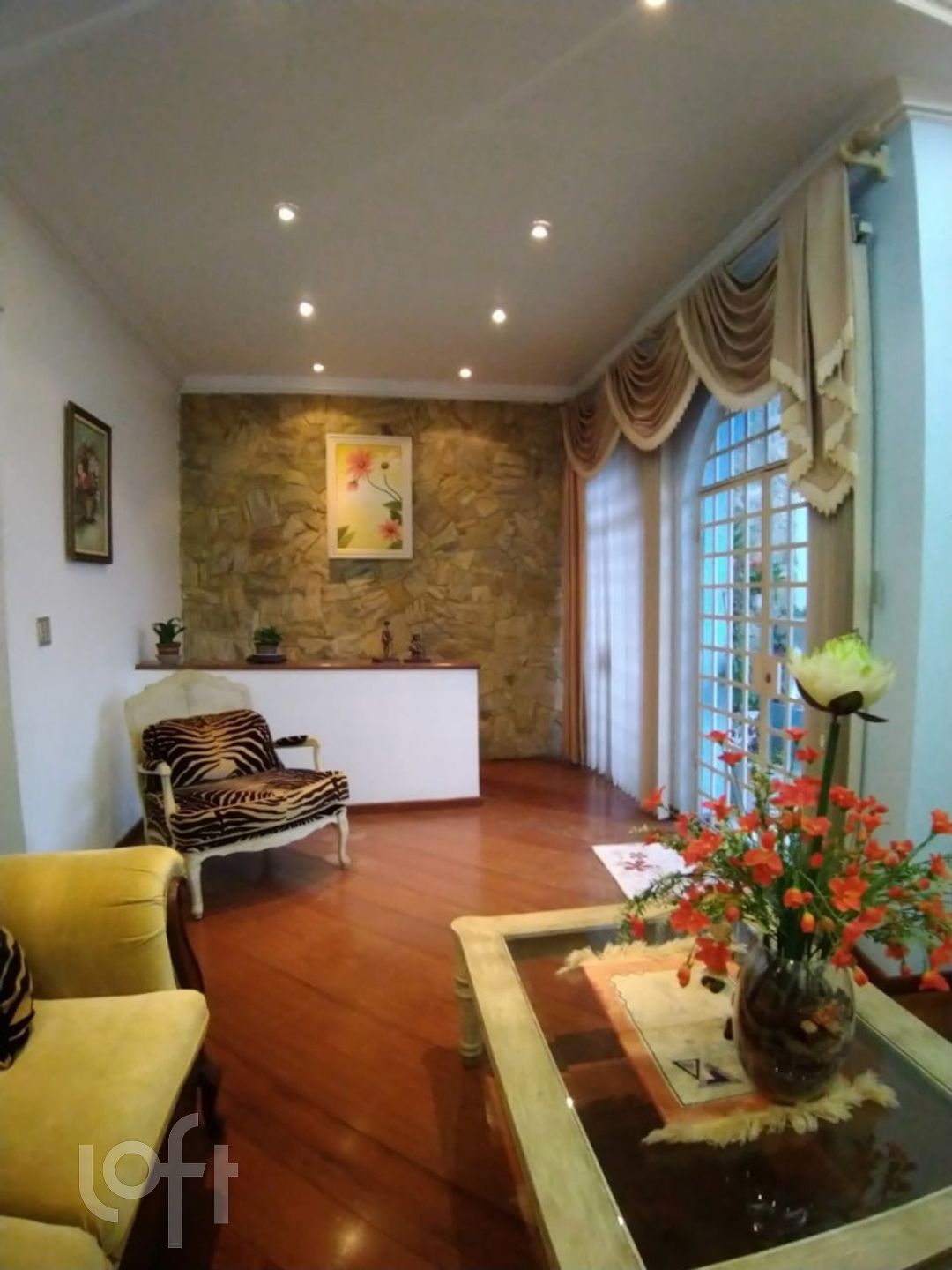 Casa à venda com 4 quartos, 300m² - Foto 5