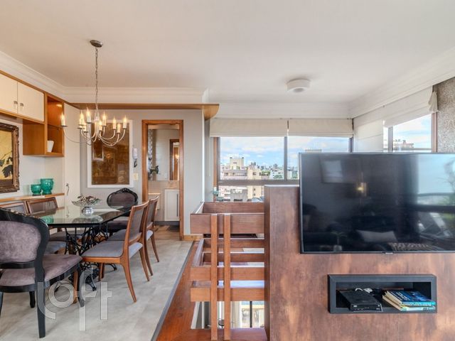 Apartamento com 220m², 3 dormitórios, 2 suítes, 3 vagas, Higienópolis em Porto Alegre