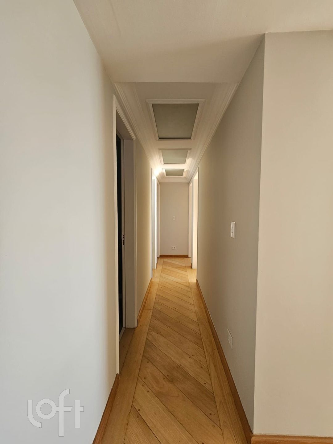 Apartamento à venda com 3 quartos, 204m² - Foto 19