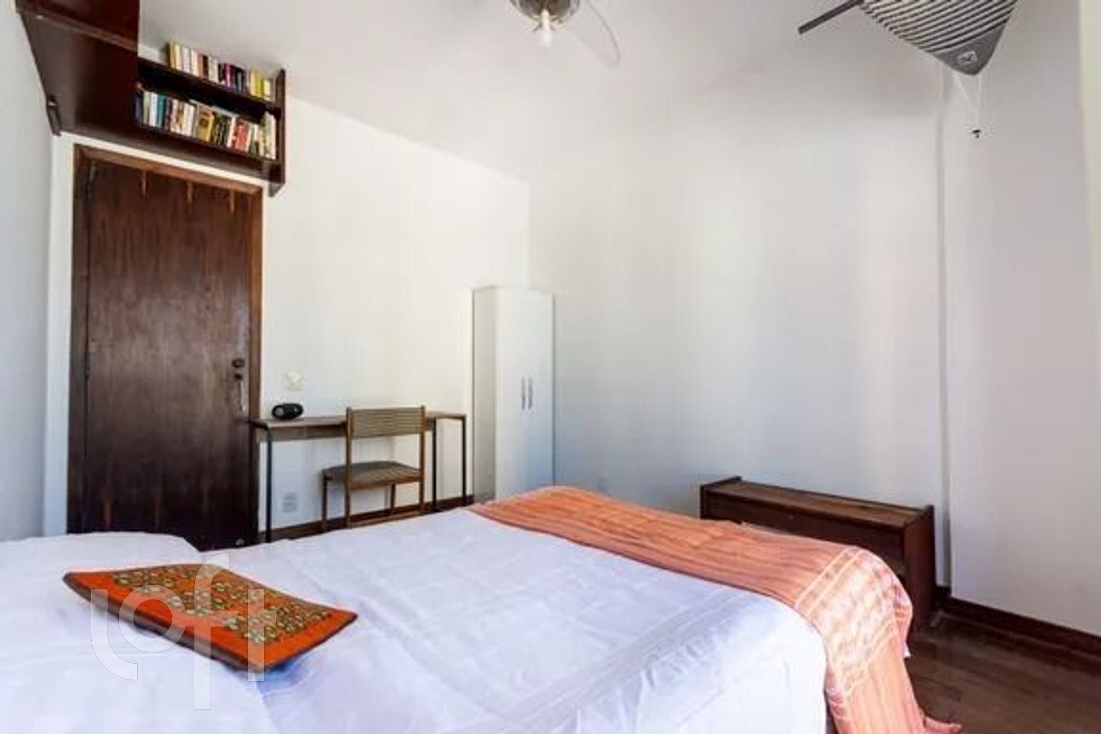 Apartamento à venda com 3 quartos, 185m² - Foto 9