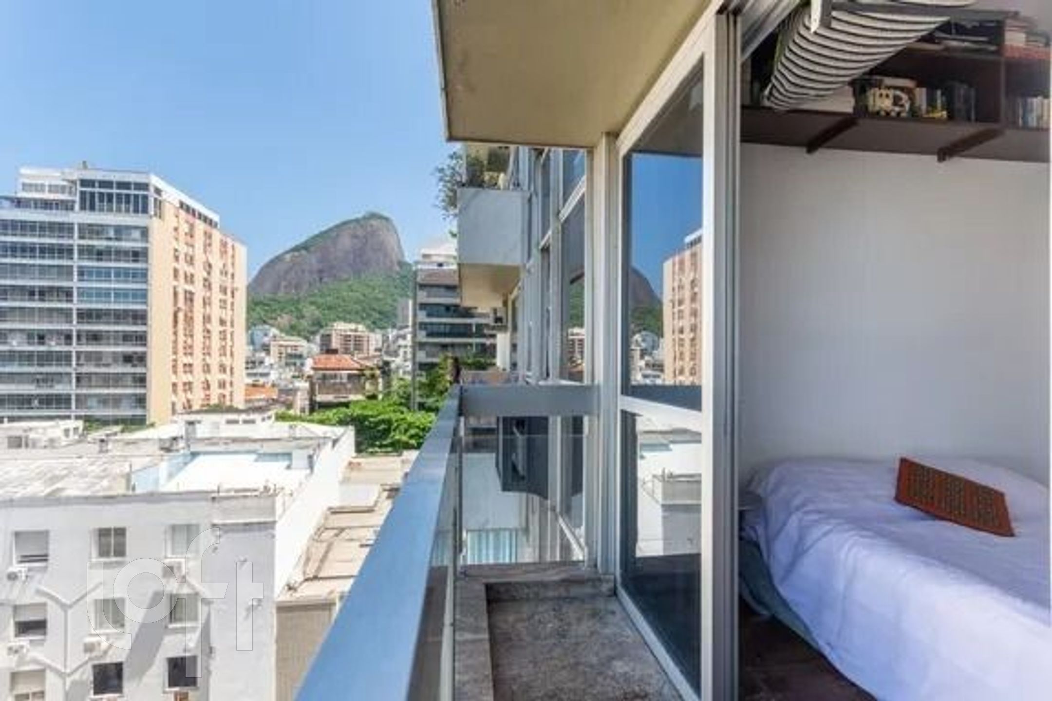 Apartamento à venda com 3 quartos, 185m² - Foto 7