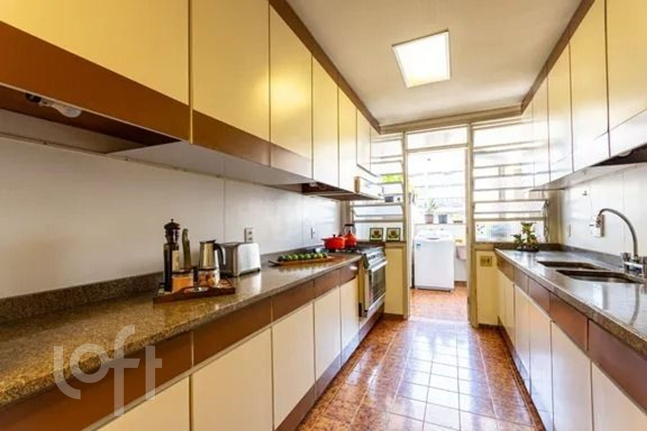 Apartamento à venda com 3 quartos, 185m² - Foto 5