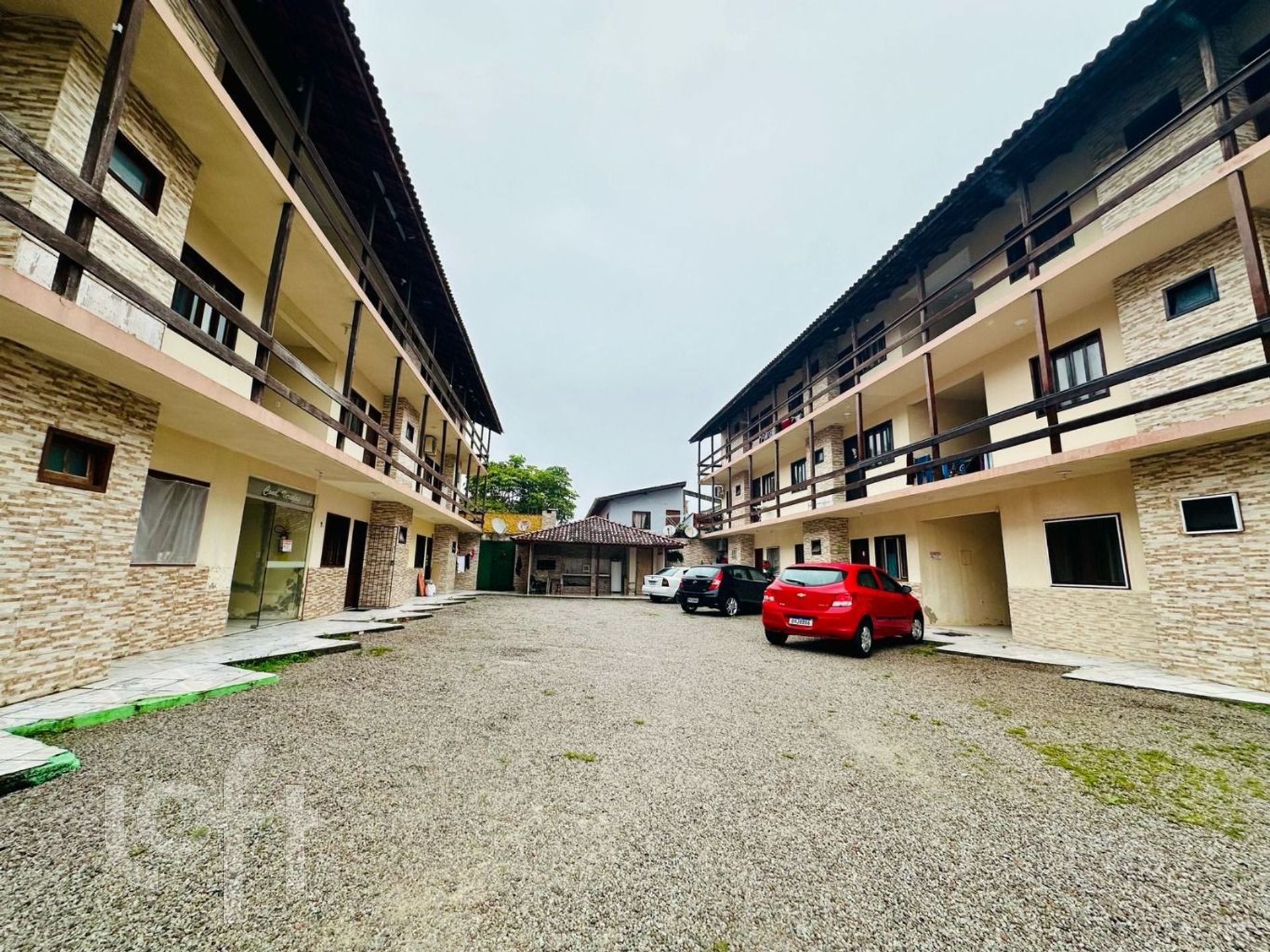 Apartamento à venda em Ingleses com 50 m², 2 quartos, 1 vaga