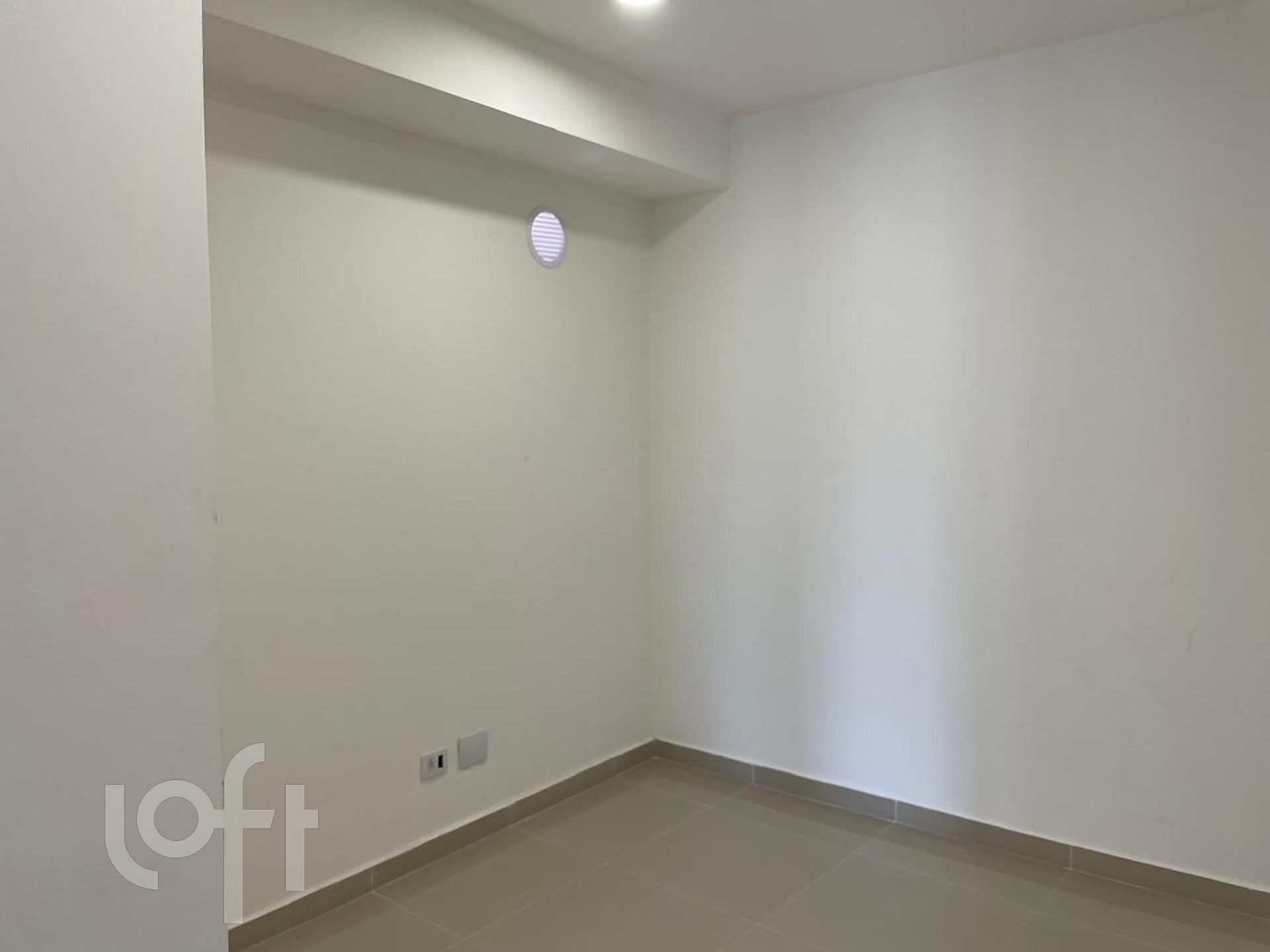 Apartamento à venda com 1 quarto, 32m² - Foto 11