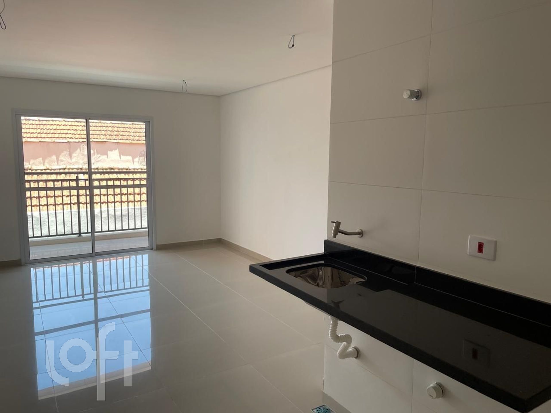 Apartamento à venda com 1 quarto, 32m² - Foto 2