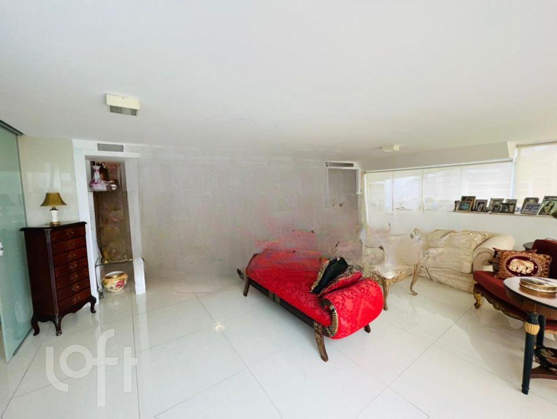 Apartamento à venda com 4 quartos, 300m² - Foto 1