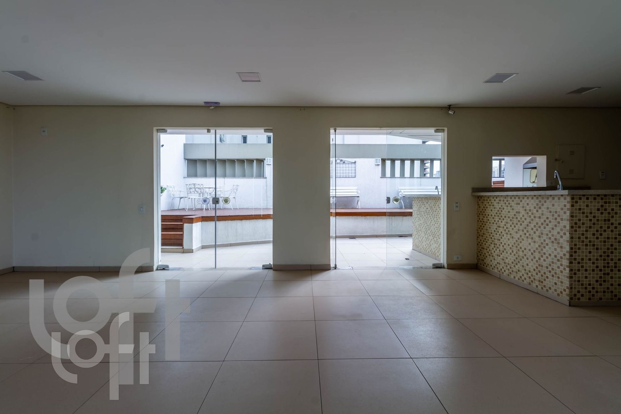 Apartamento à venda com 2 quartos, 90m² - Foto 21