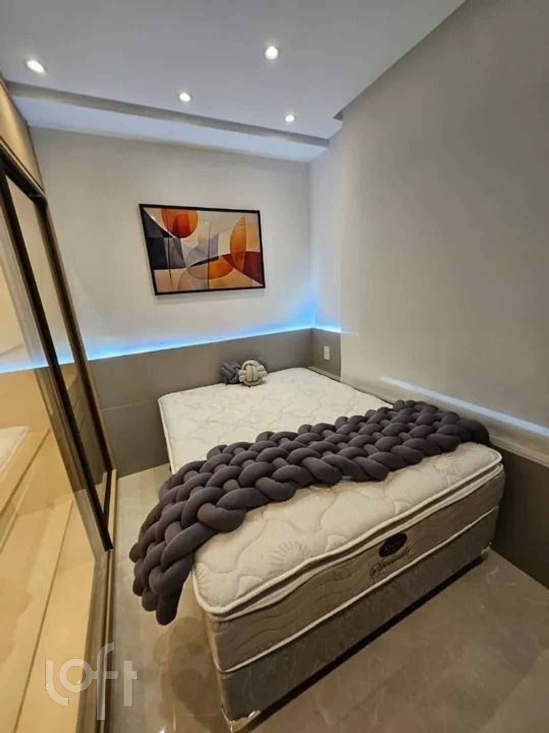 Apartamento à venda com 1 quarto, 20m² - Foto 2