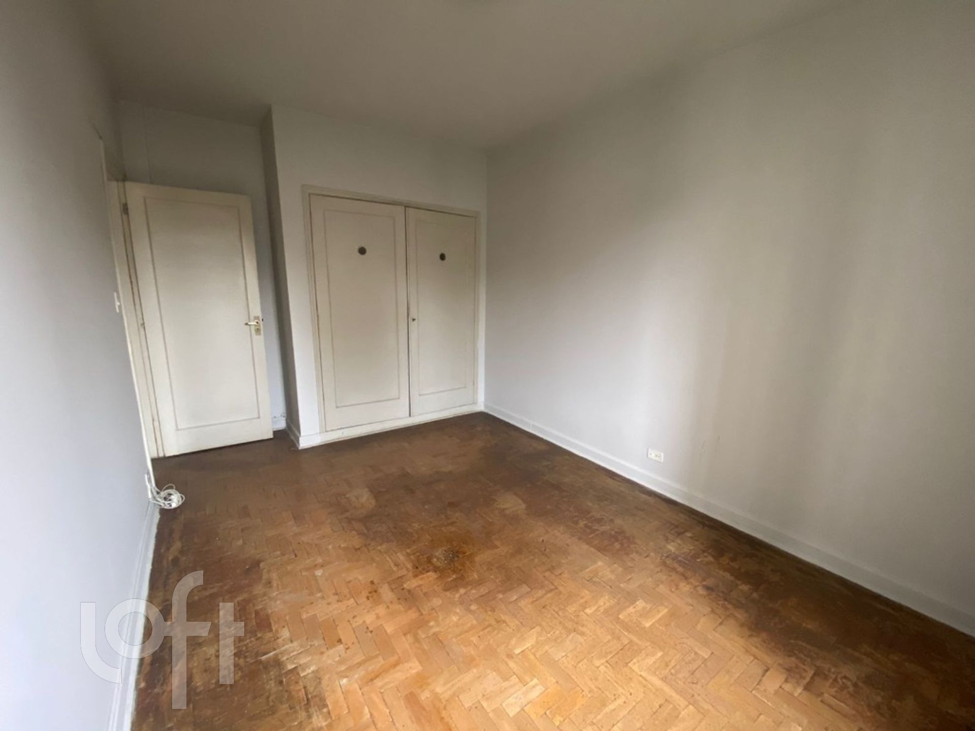 Apartamento à venda com 2 quartos, 79m² - Foto 4