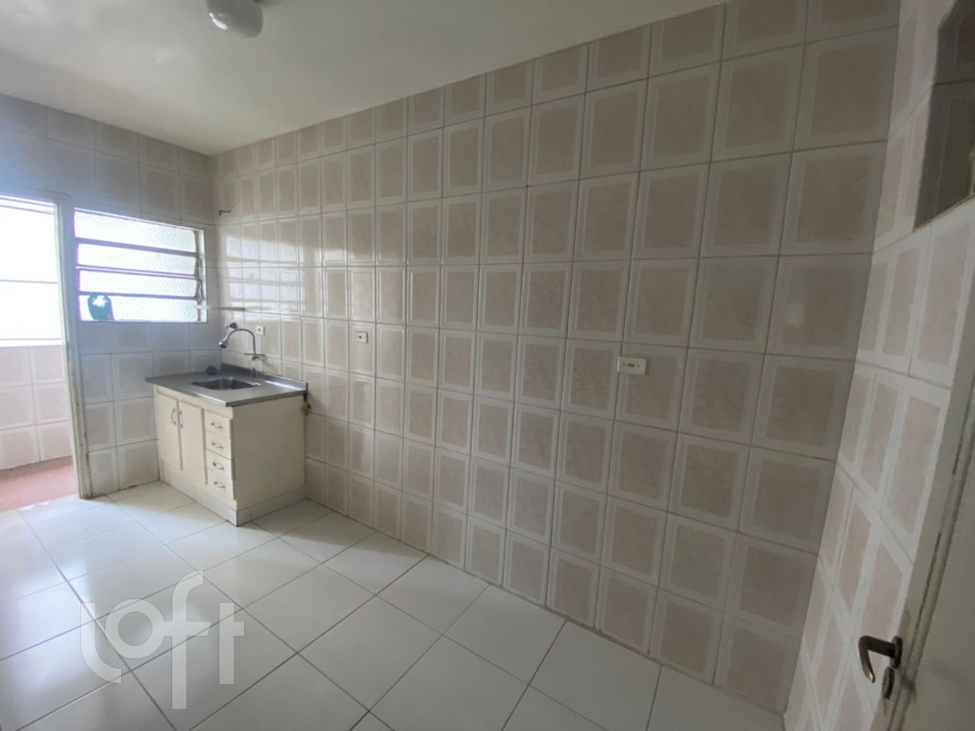 Apartamento à venda com 2 quartos, 79m² - Foto 9