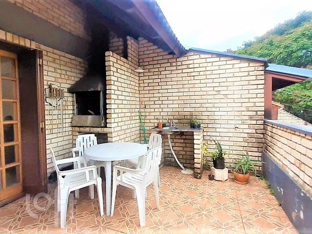 Apartamento com 80m², 2 dormitórios, 1 suíte, 2 vagas, Boa Vista em Porto Alegre