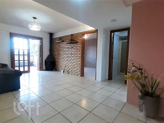 Apartamento com 80m², 2 dormitórios, 1 suíte, 2 vagas, Boa Vista em Porto Alegre