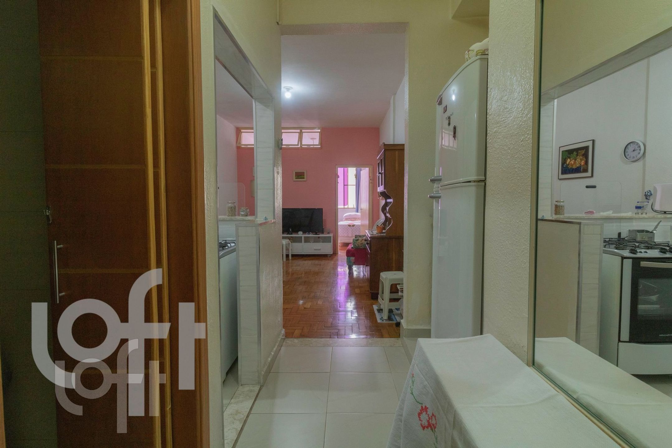 Apartamento à venda com 1 quarto, 59m² - Foto 8