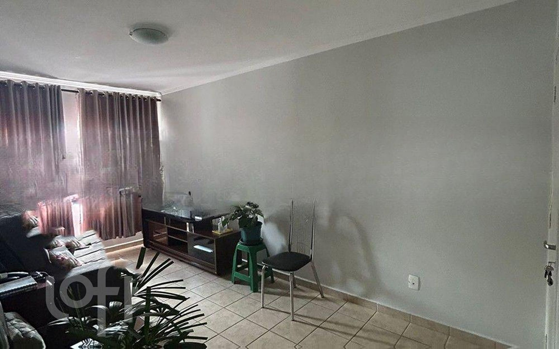 Apartamento à venda com 2 quartos, 73m² - Foto 1