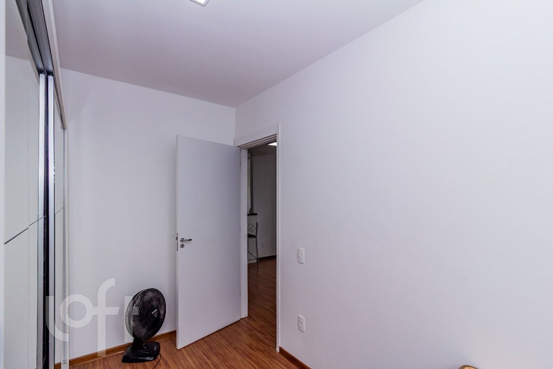 Apartamento à venda com 2 quartos, 50m² - Foto 11