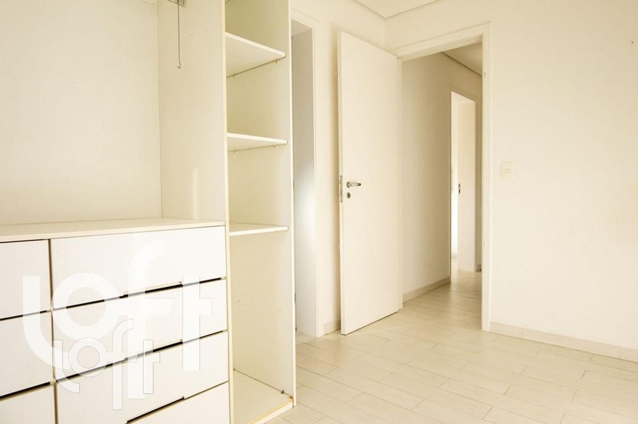 Apartamento à venda com 3 quartos, 168m² - Foto 3