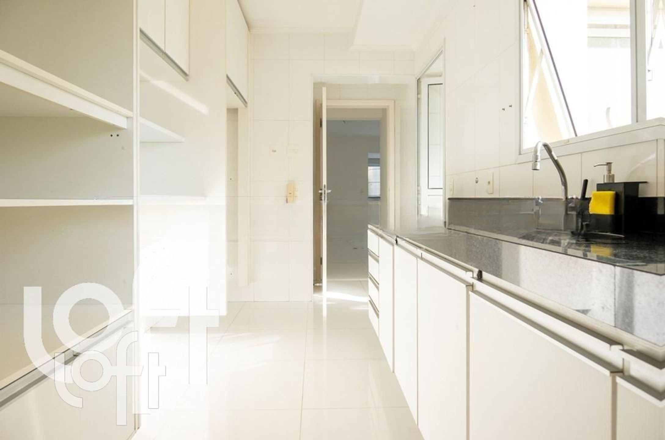 Apartamento à venda com 3 quartos, 168m² - Foto 21