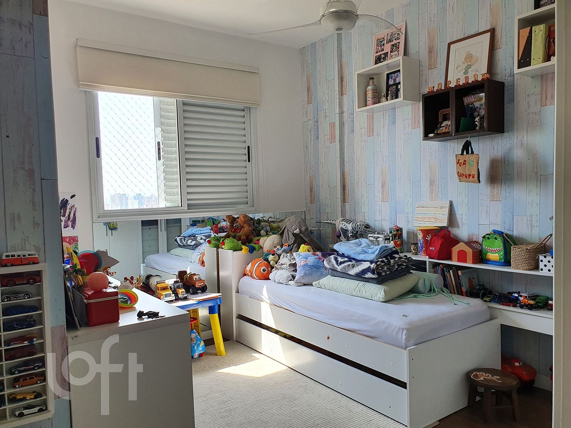 Apartamento à venda com 3 quartos, 130m² - Foto 2