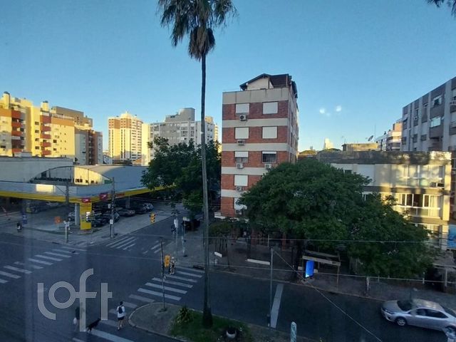Apartamento com 104m², 3 dormitórios, 1 vaga, Menino Deus em Porto Alegre
