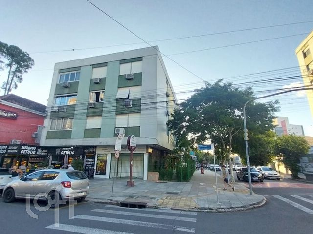 Apartamento com 104m², 3 dormitórios, 1 vaga, Menino Deus em Porto Alegre