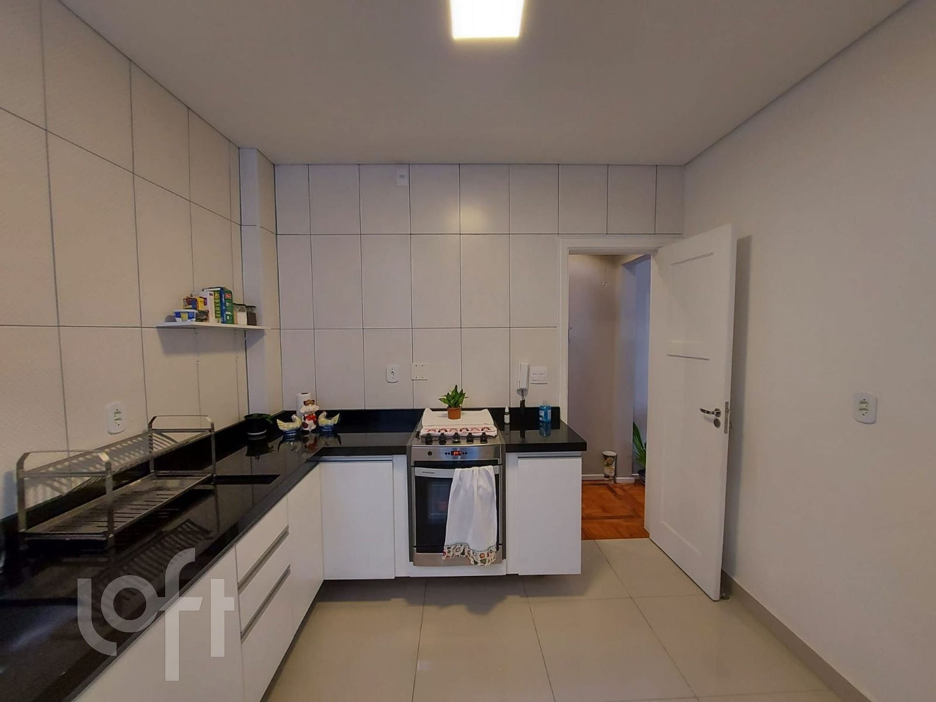 Apartamento à venda com 1 quarto, 53m² - Foto 11