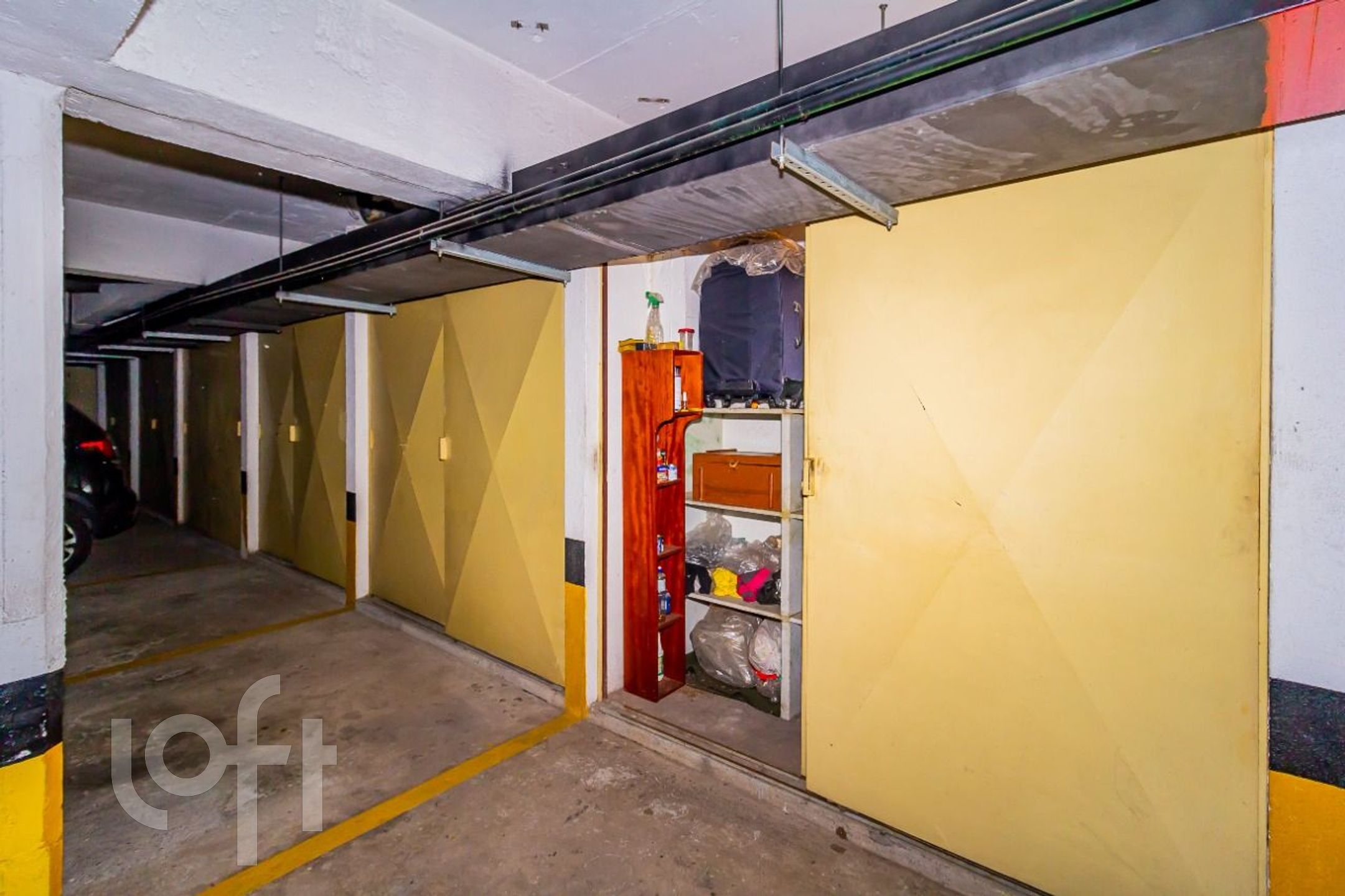 Apartamento à venda com 2 quartos, 72m² - Foto 35