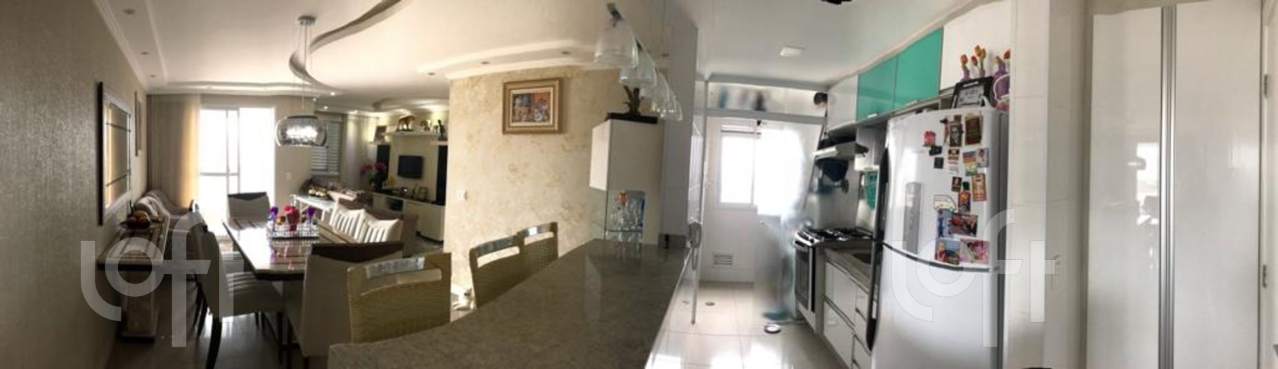 Apartamento à venda com 2 quartos, 67m² - Foto 4