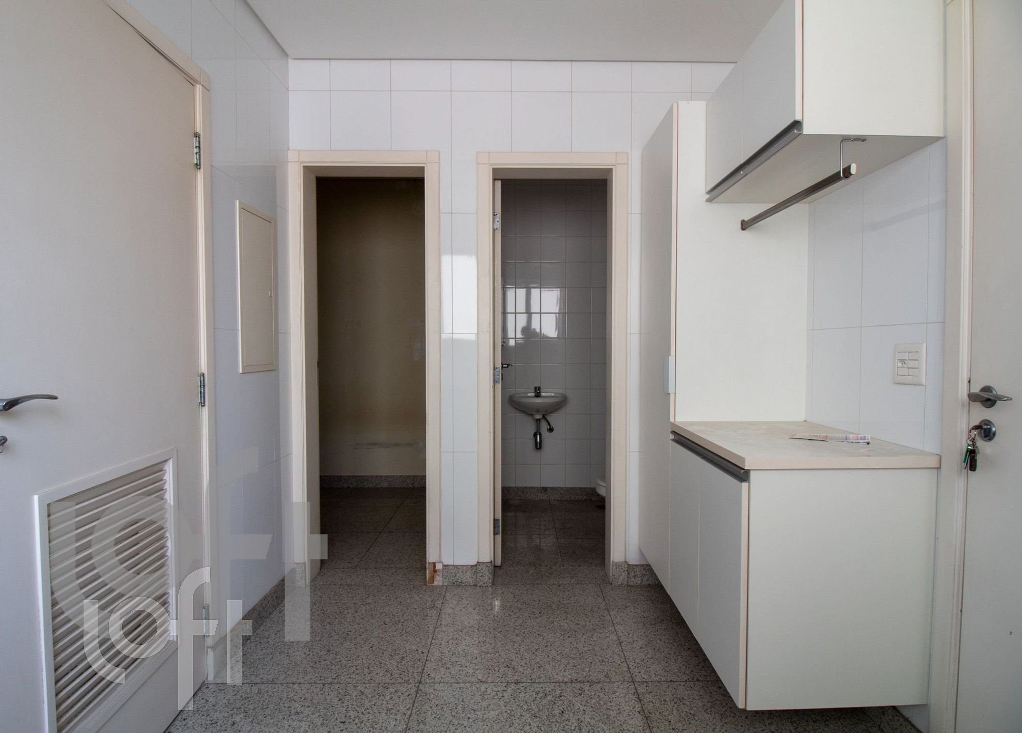 Apartamento à venda com 3 quartos, 217m² - Foto 37