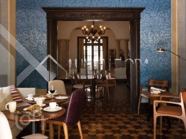 Apartamento com 85m², 2 dormitórios, 1 suíte, 1 vaga, Moinhos de Vento em Porto Alegre