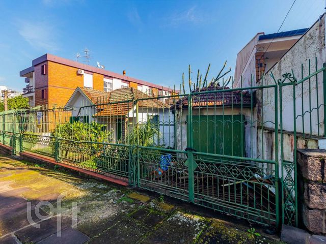 Casa com 149m², 4 dormitórios, 1 vaga, Cristo Redentor em Porto Alegre