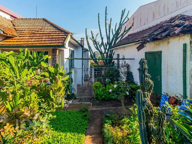 Casa com 149m², 4 dormitórios, 1 vaga, Cristo Redentor em Porto Alegre
