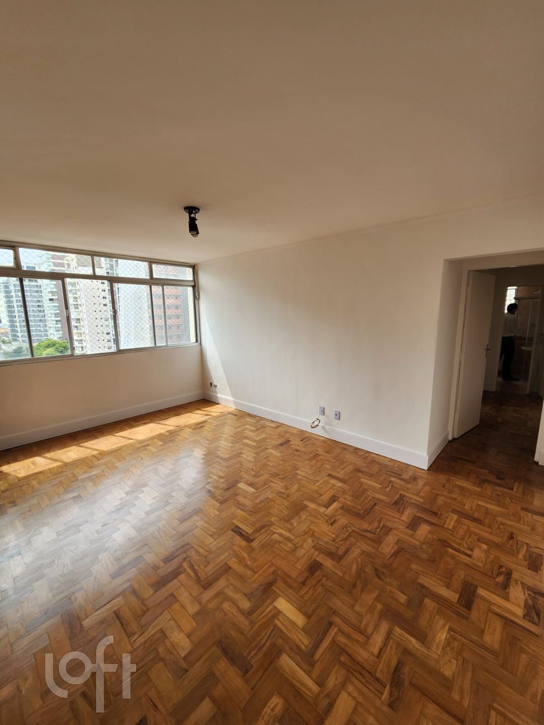 Apartamento à venda com 2 quartos, 84m² - Foto 1