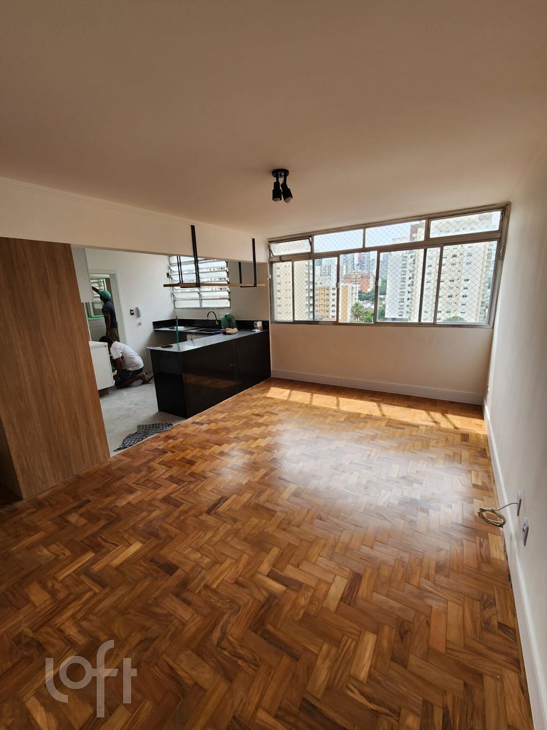 Apartamento à venda com 2 quartos, 84m² - Foto 2