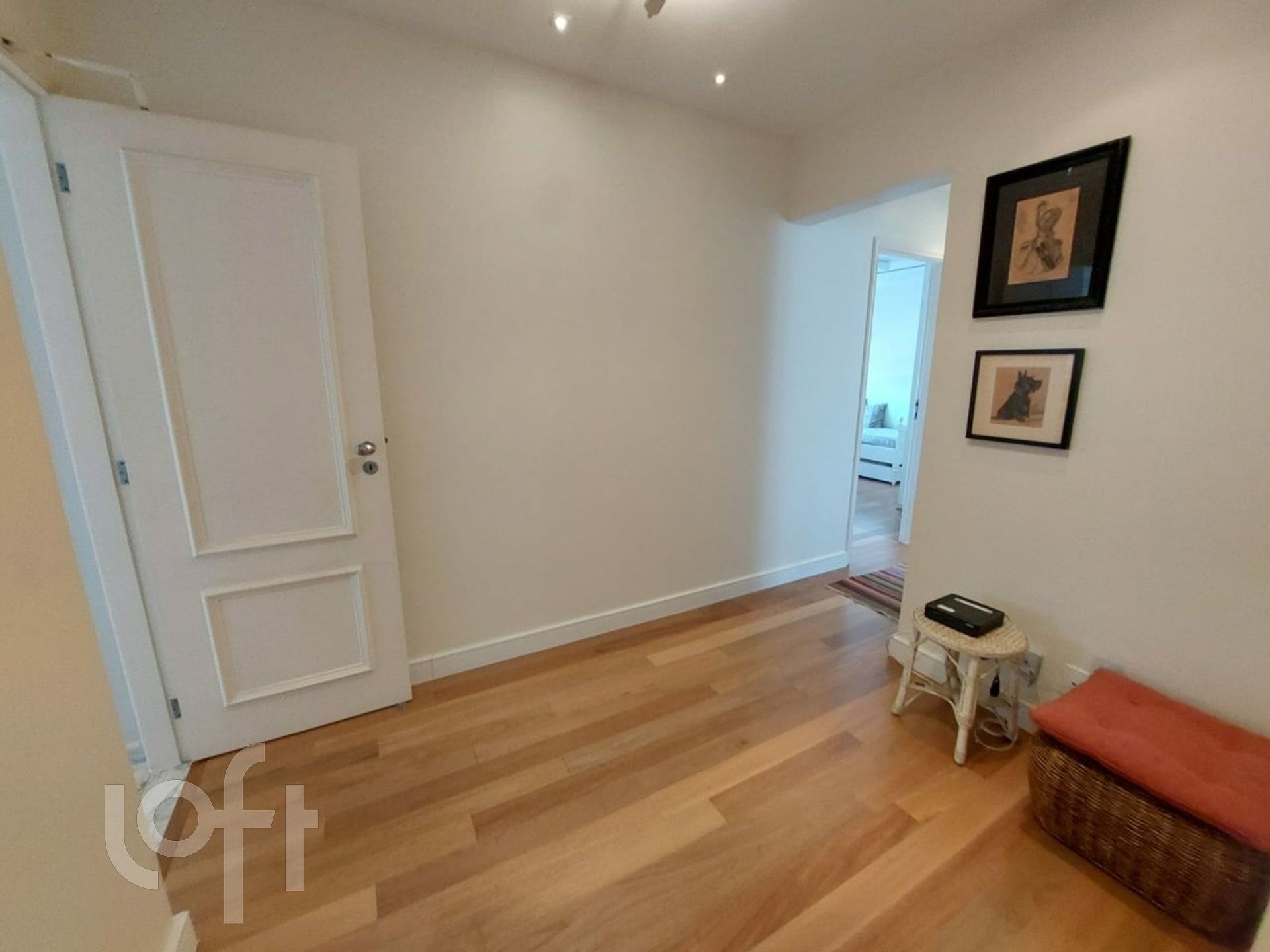 Apartamento à venda com 4 quartos, 252m² - Foto 17