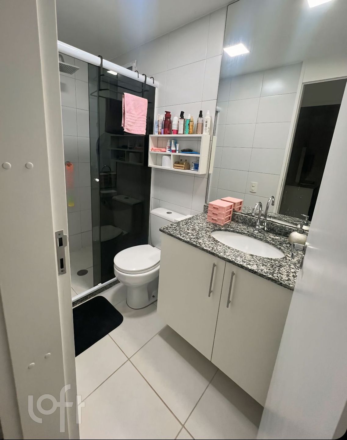 Apartamento à venda com 2 quartos, 64m² - Foto 17