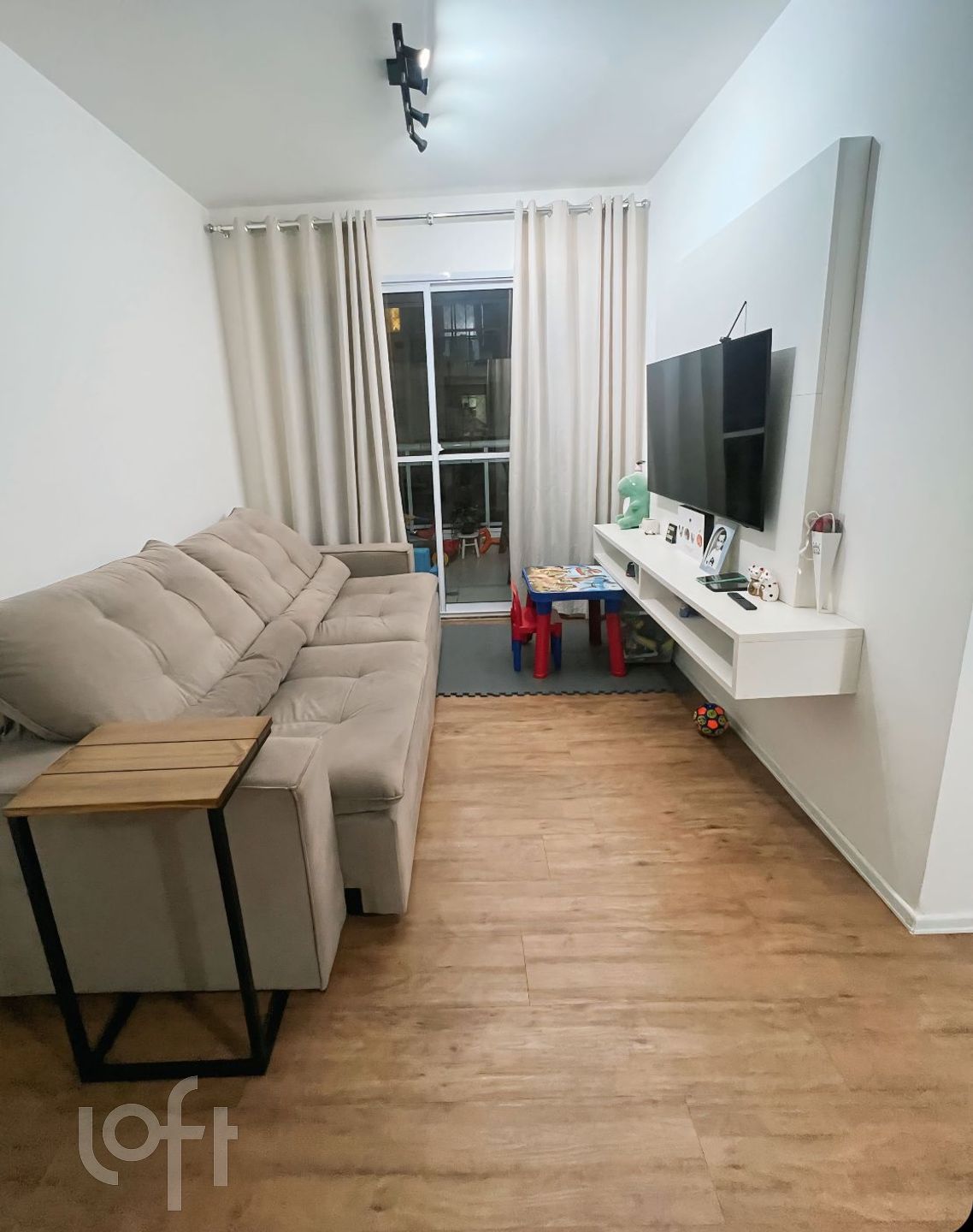 Apartamento à venda com 2 quartos, 64m² - Foto 2