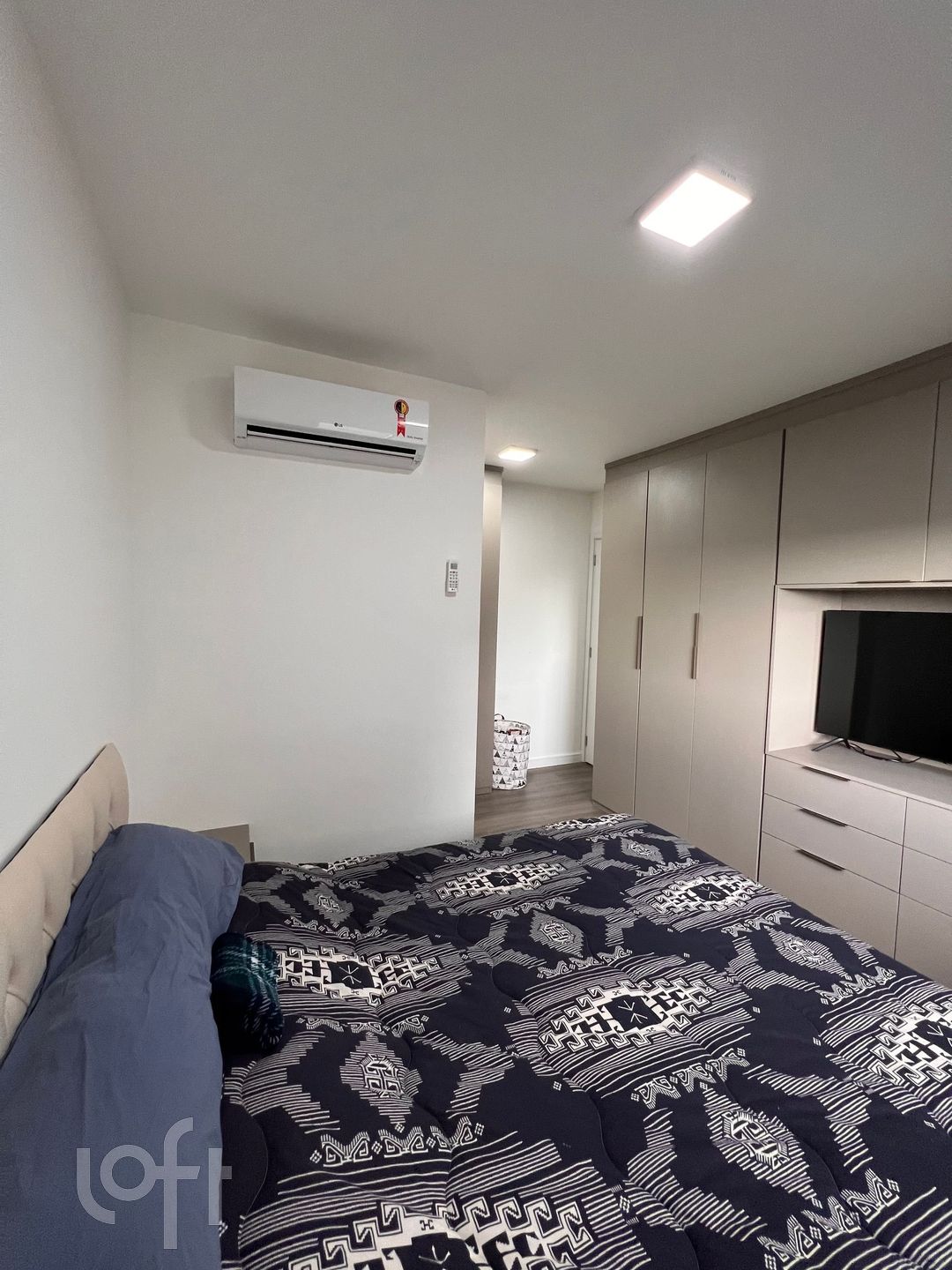 Apartamento à venda com 3 quartos, 81m² - Foto 5