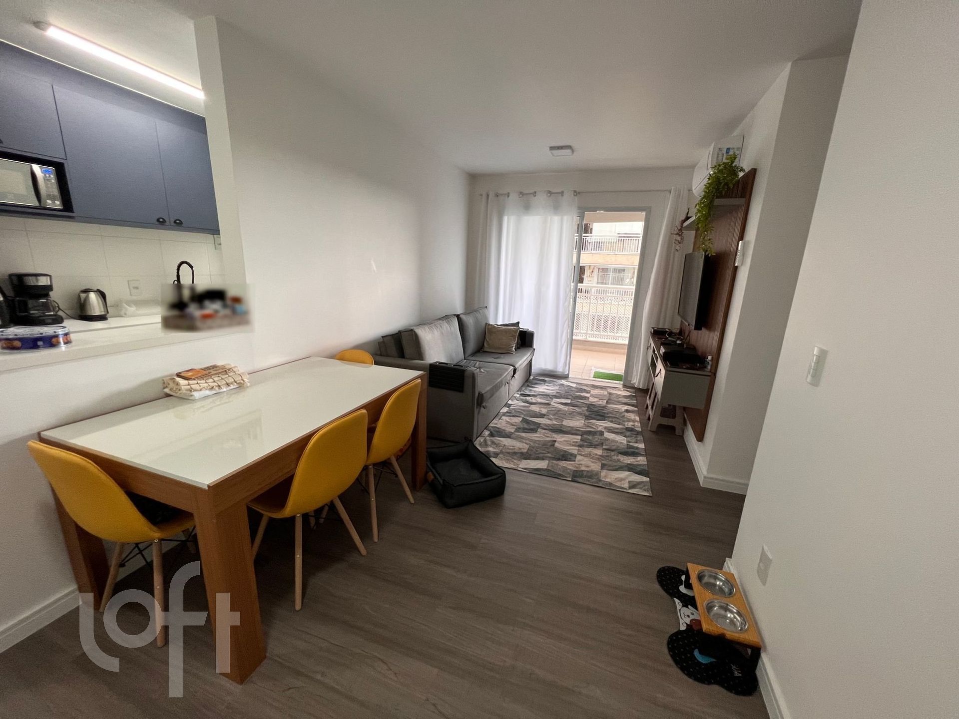 Apartamento à venda com 3 quartos, 81m² - Foto 1