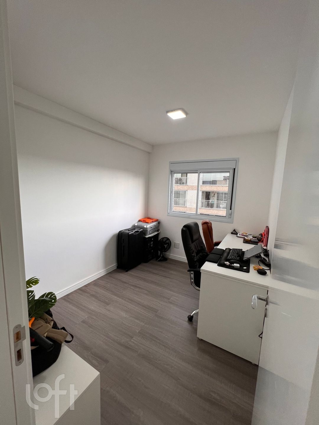 Apartamento à venda com 3 quartos, 81m² - Foto 4