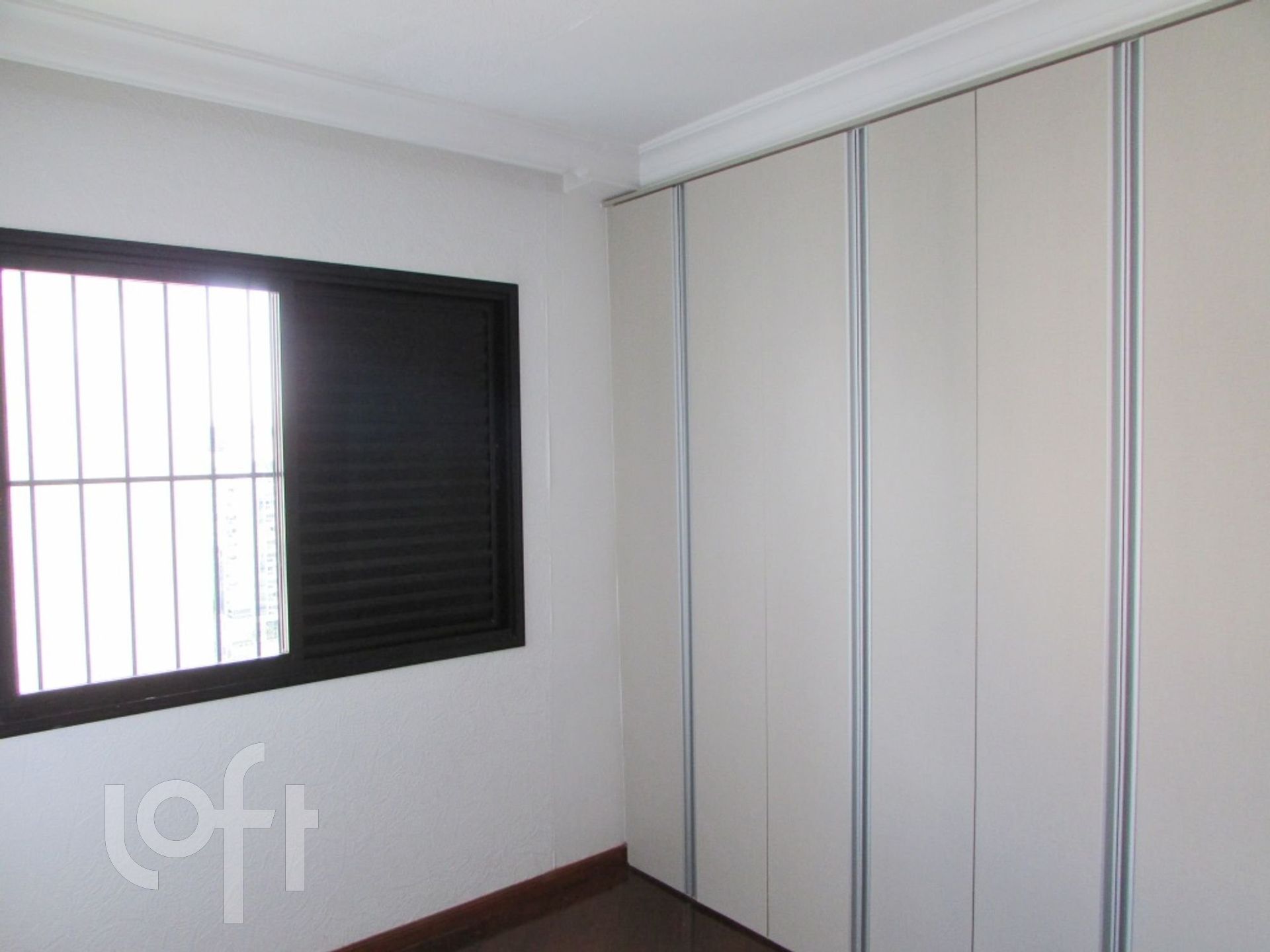 Apartamento à venda com 3 quartos, 116m² - Foto 3