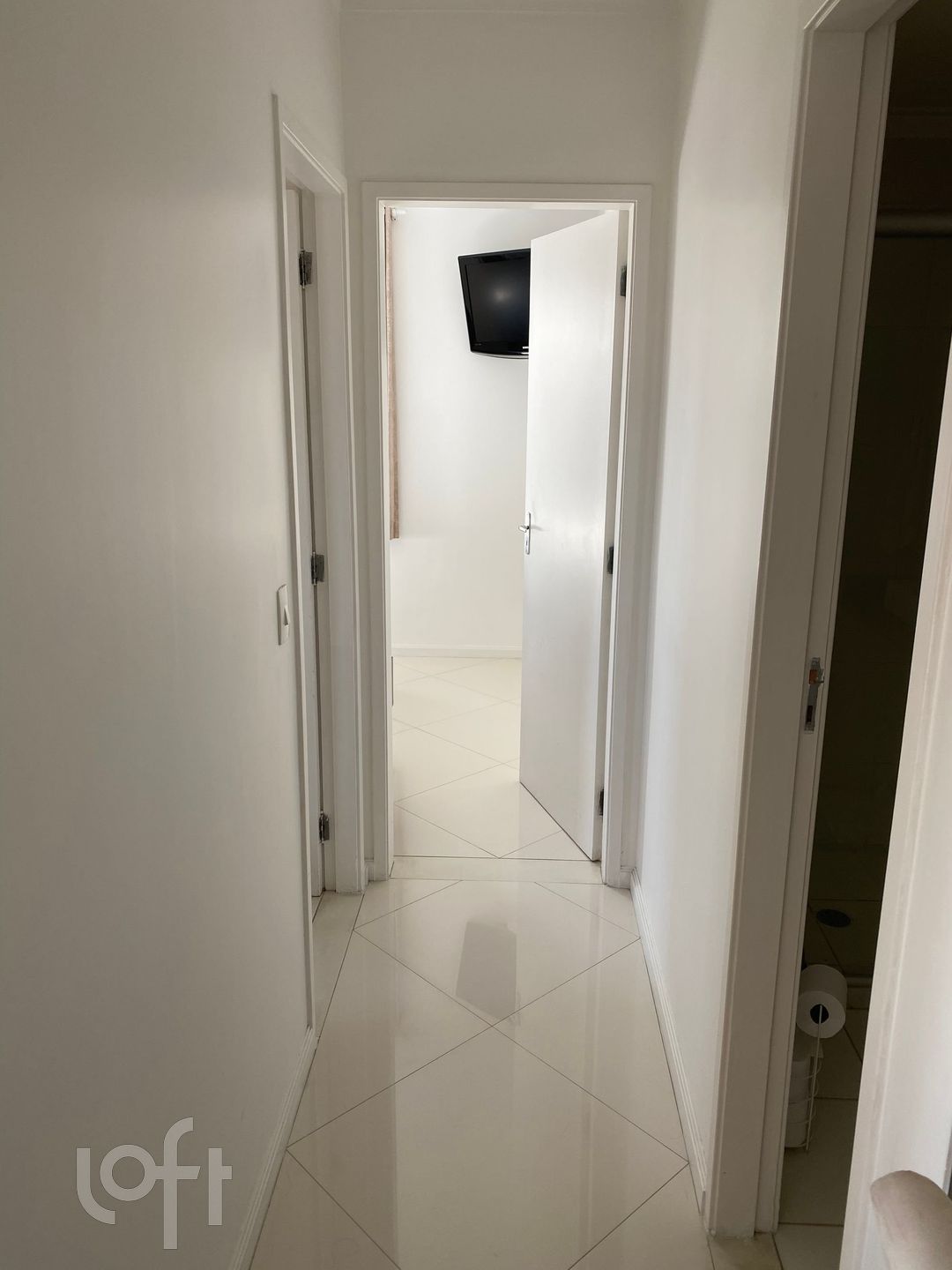 Apartamento à venda com 2 quartos, 57m² - Foto 2