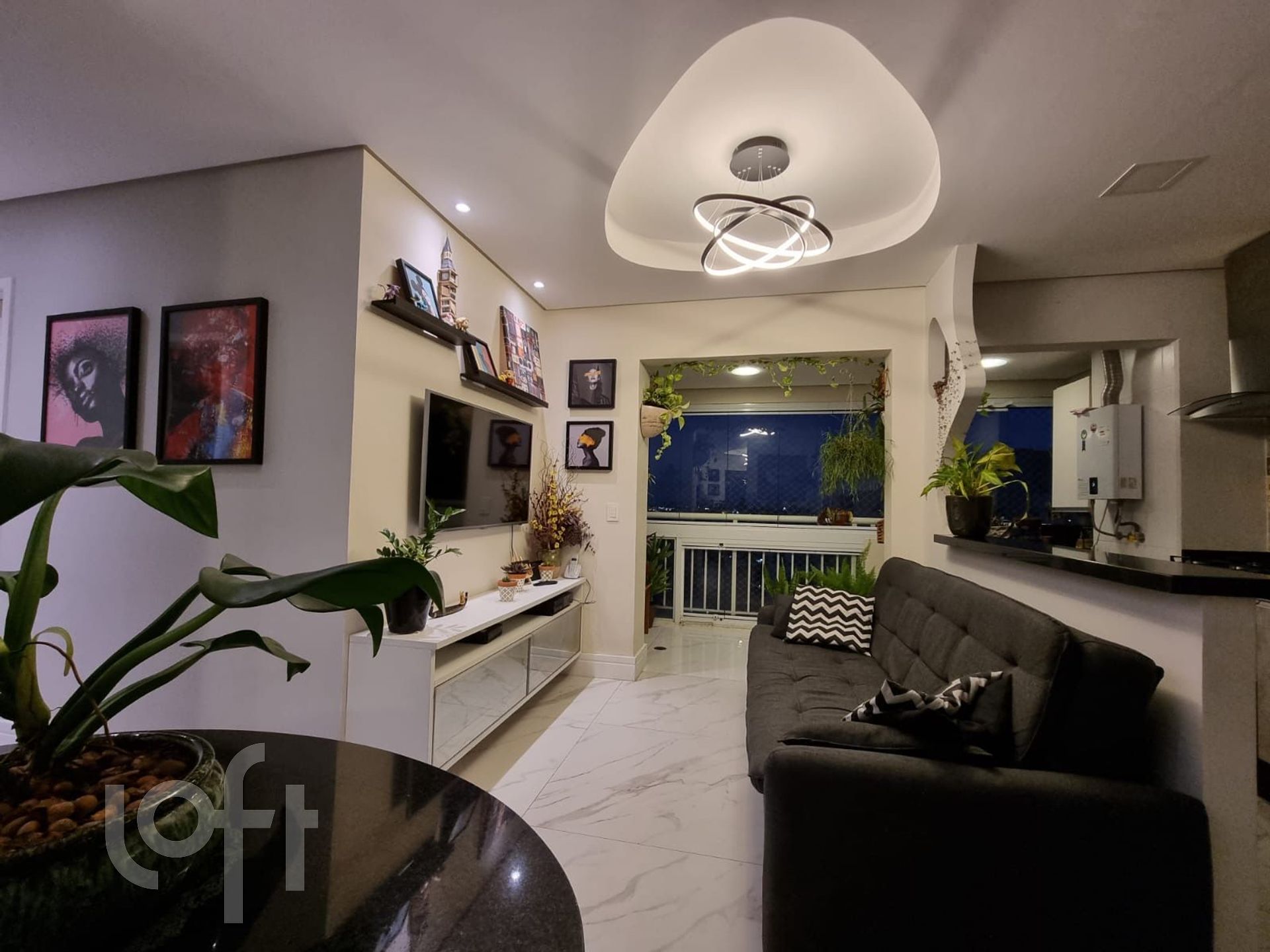 Apartamento à venda com 2 quartos, 57m² - Foto 2